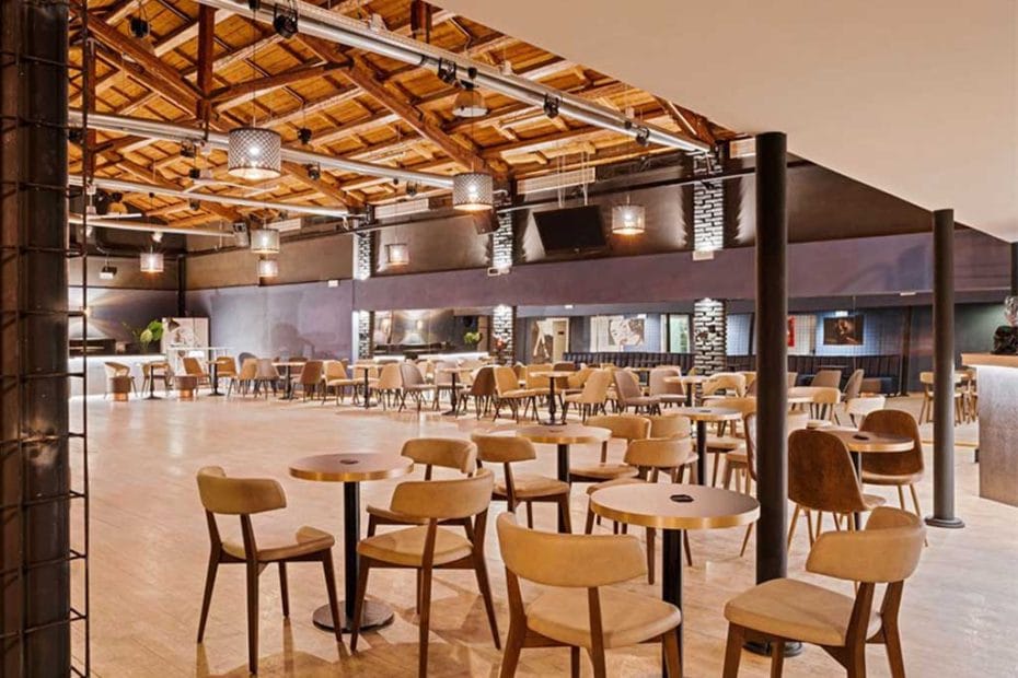 Barrio Arte sabato 24 febbraio 2024 Cena Disco 80 90