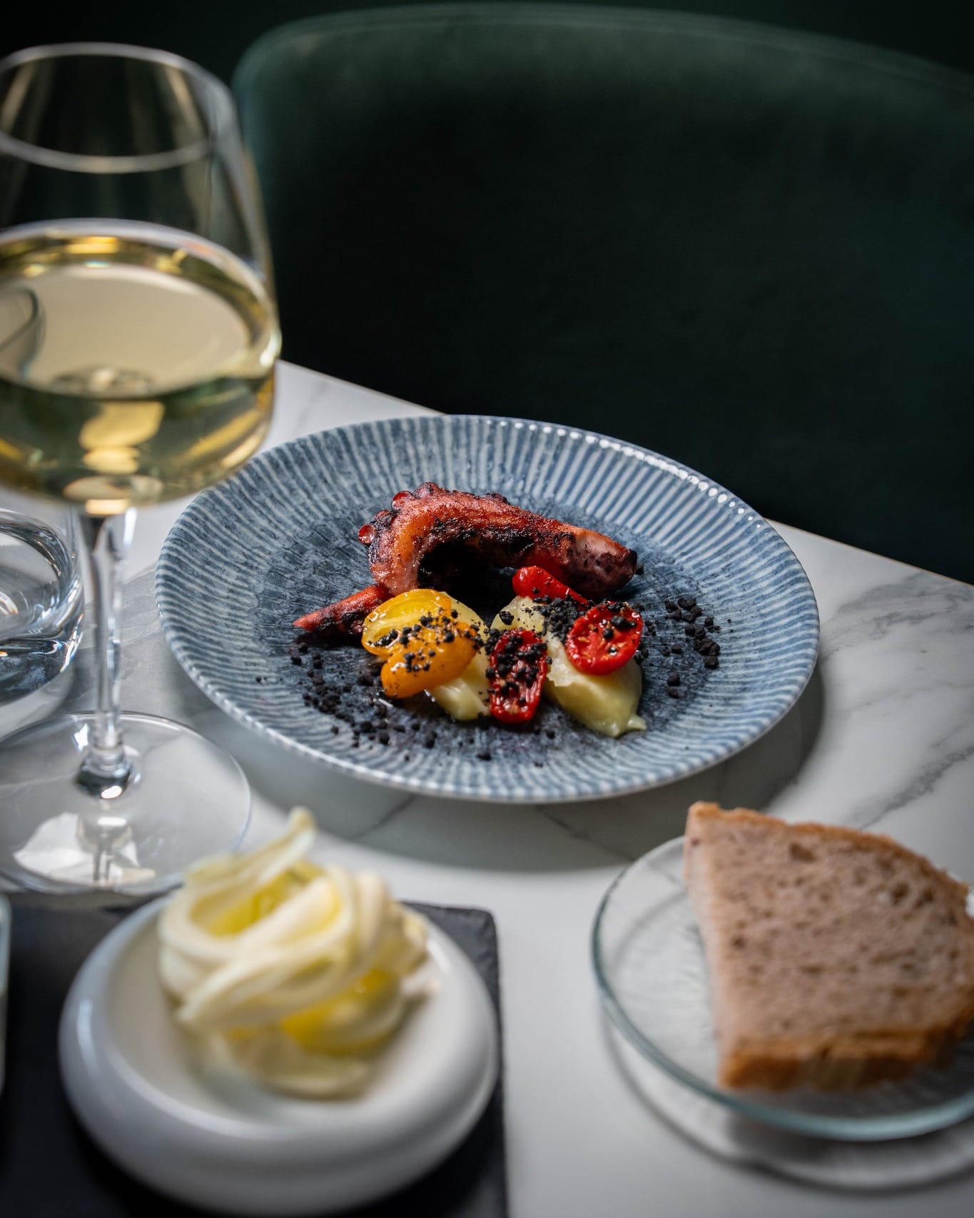 Piatto gourmet di pesce del ristorante La Vì