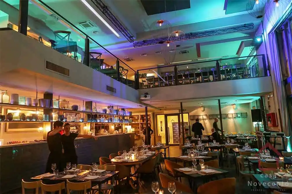 Interno Casa 900 Roma EUR — sala elegante