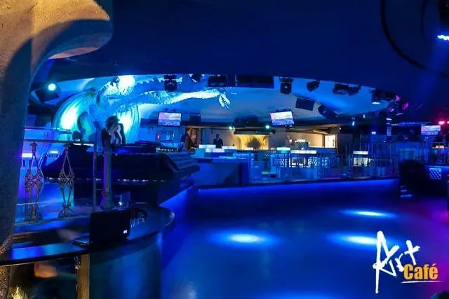 Una serata all'Art Cafè, Villa Borghese